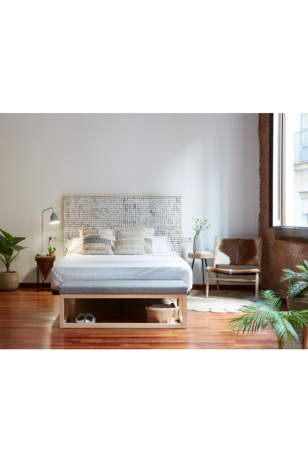 White Coconut Shell Queen Headboard 63" | Oroa.com
