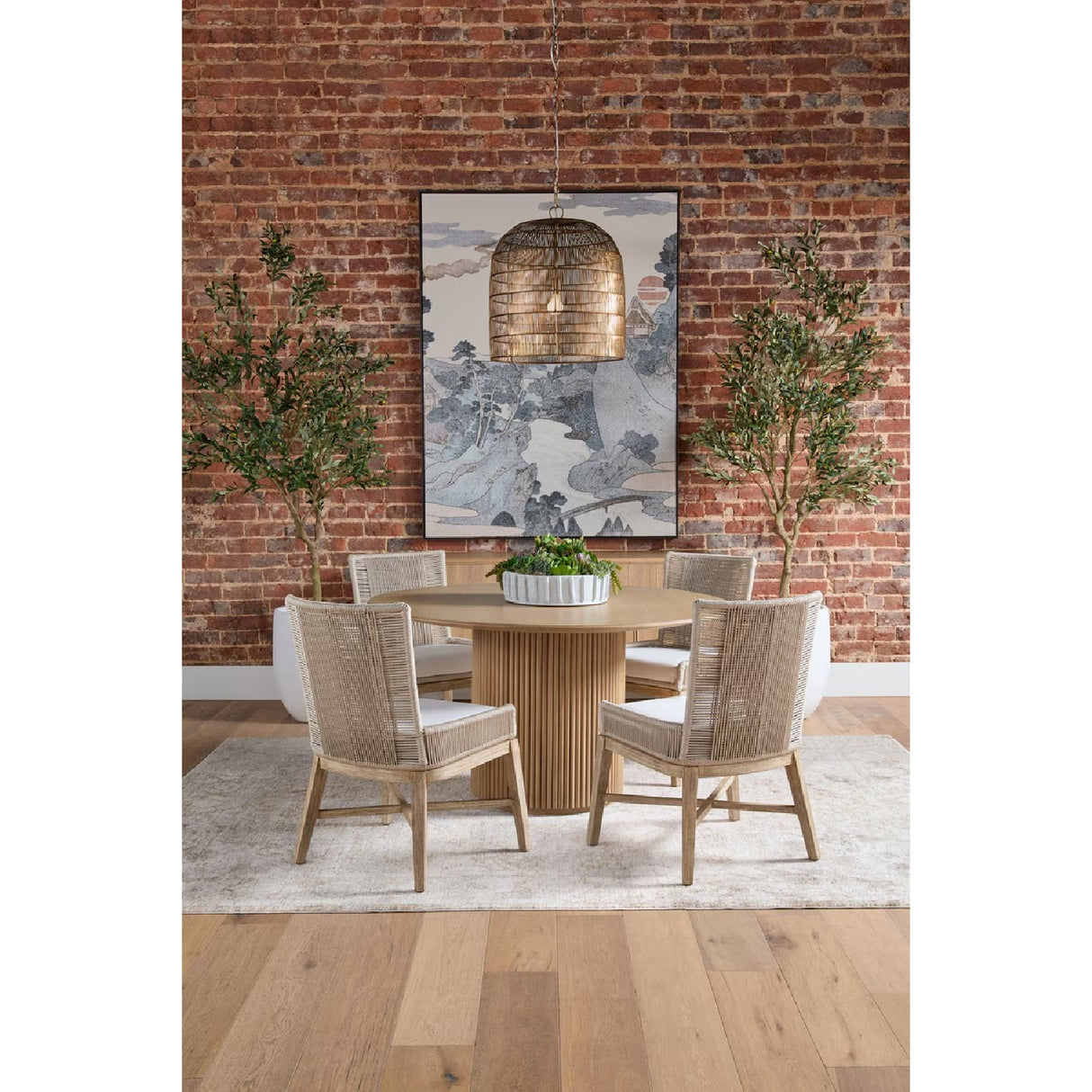 Round Natural Oak Dining Table | Oroa.com