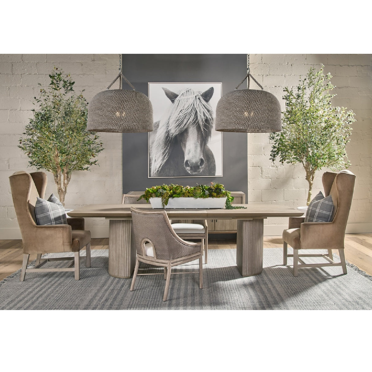Gray Acacia Extendable Dining Table | Oroa.com
