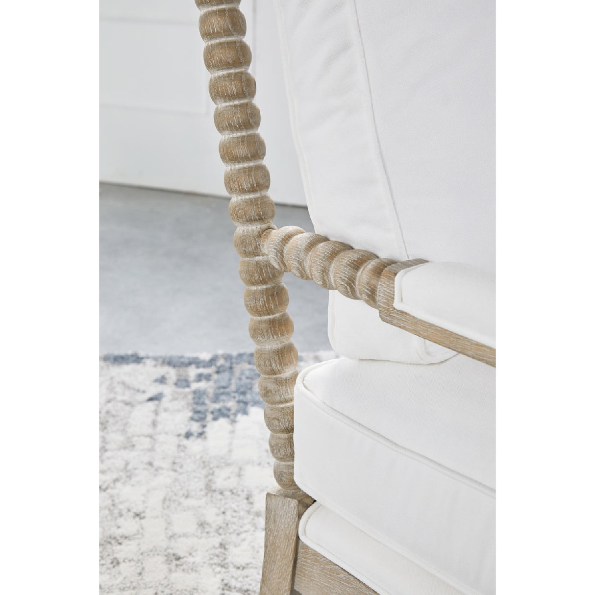 Gray Oak Chaise Lounge | Oroa.com