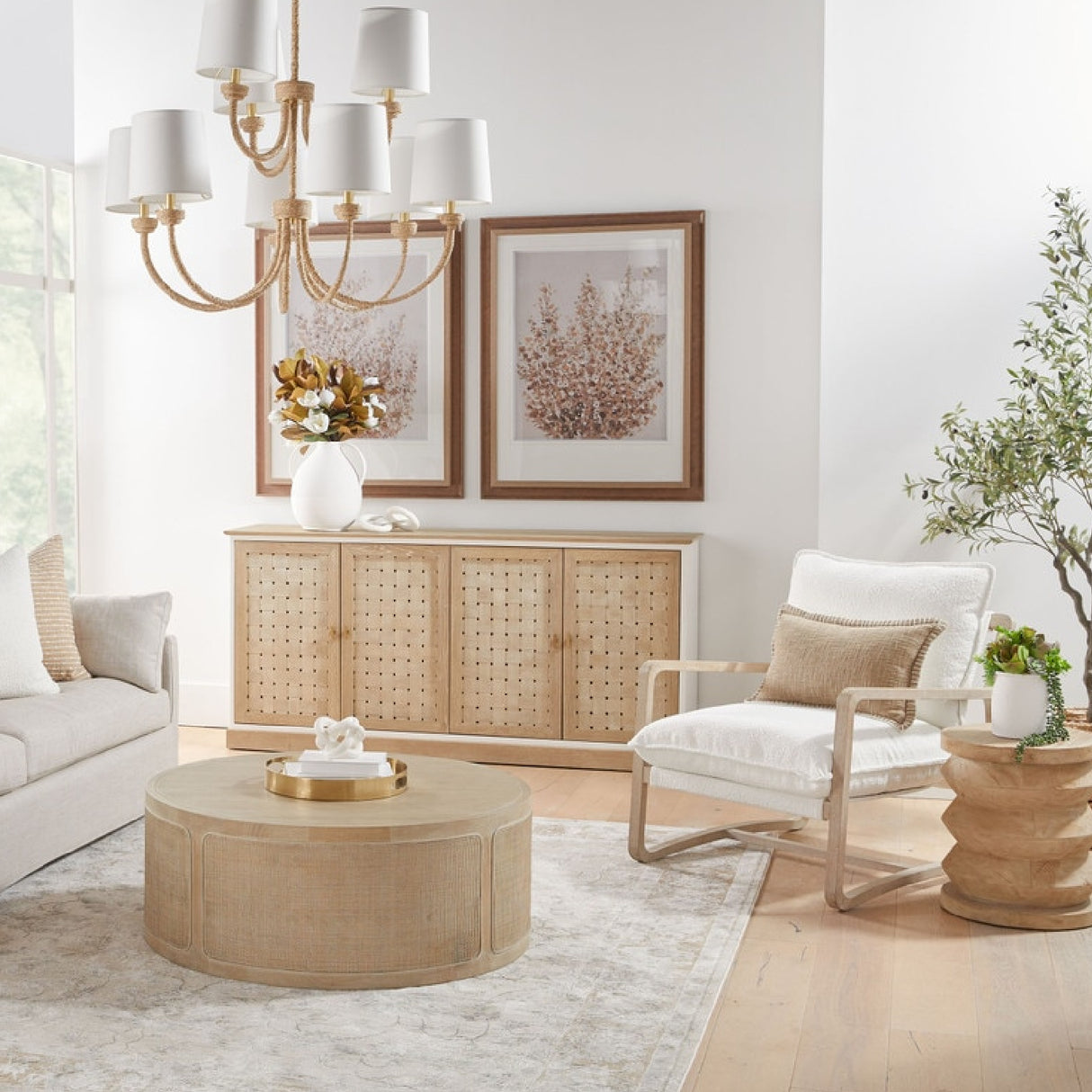 White Boucle Cushioned Club Chair | Oroa.com