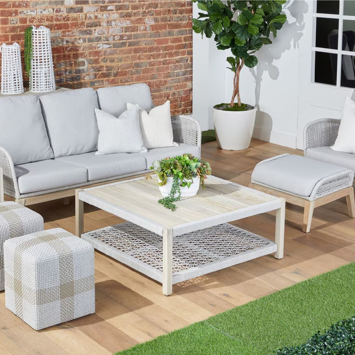 Teak Square Outdoor Coffee Table | Oroa.com