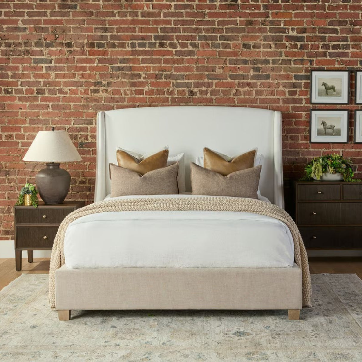 Beige Fabric Bed | Oroa.com