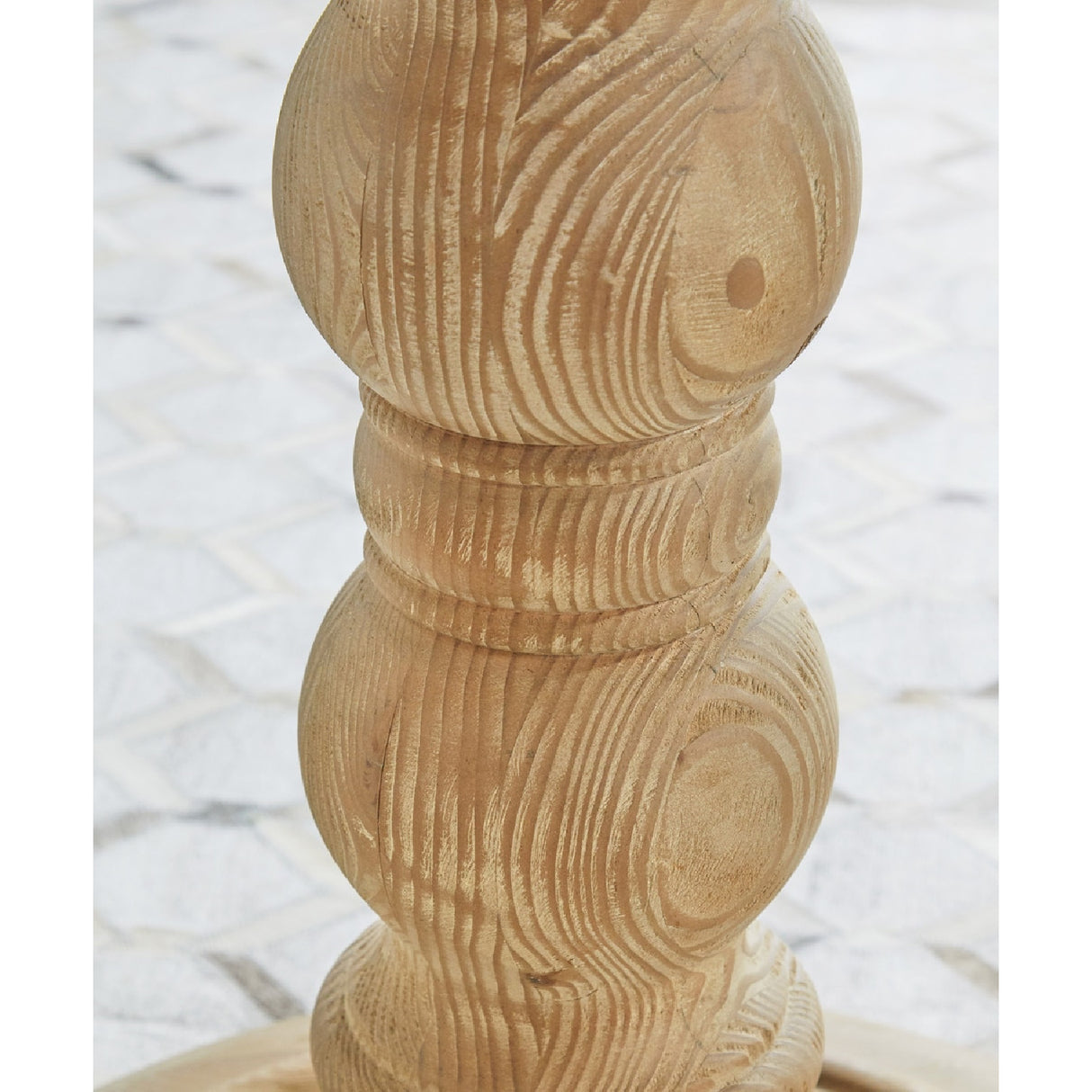 Gray Pine Round Dining Table | Oroa.com