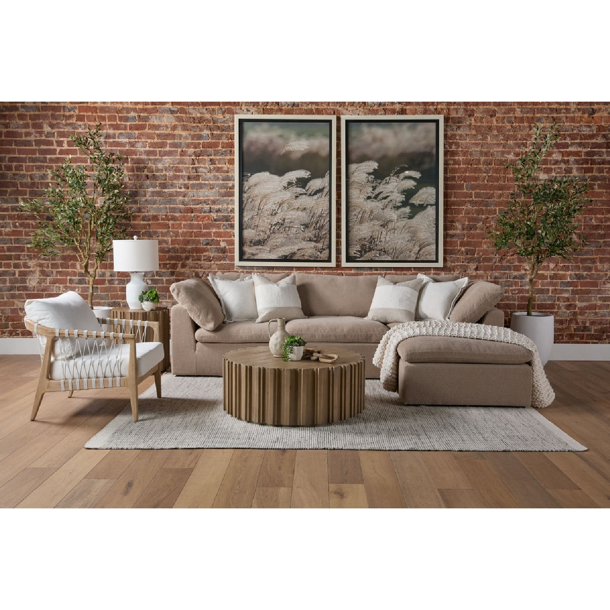 Fluted Pine End Table | Oroa.com
