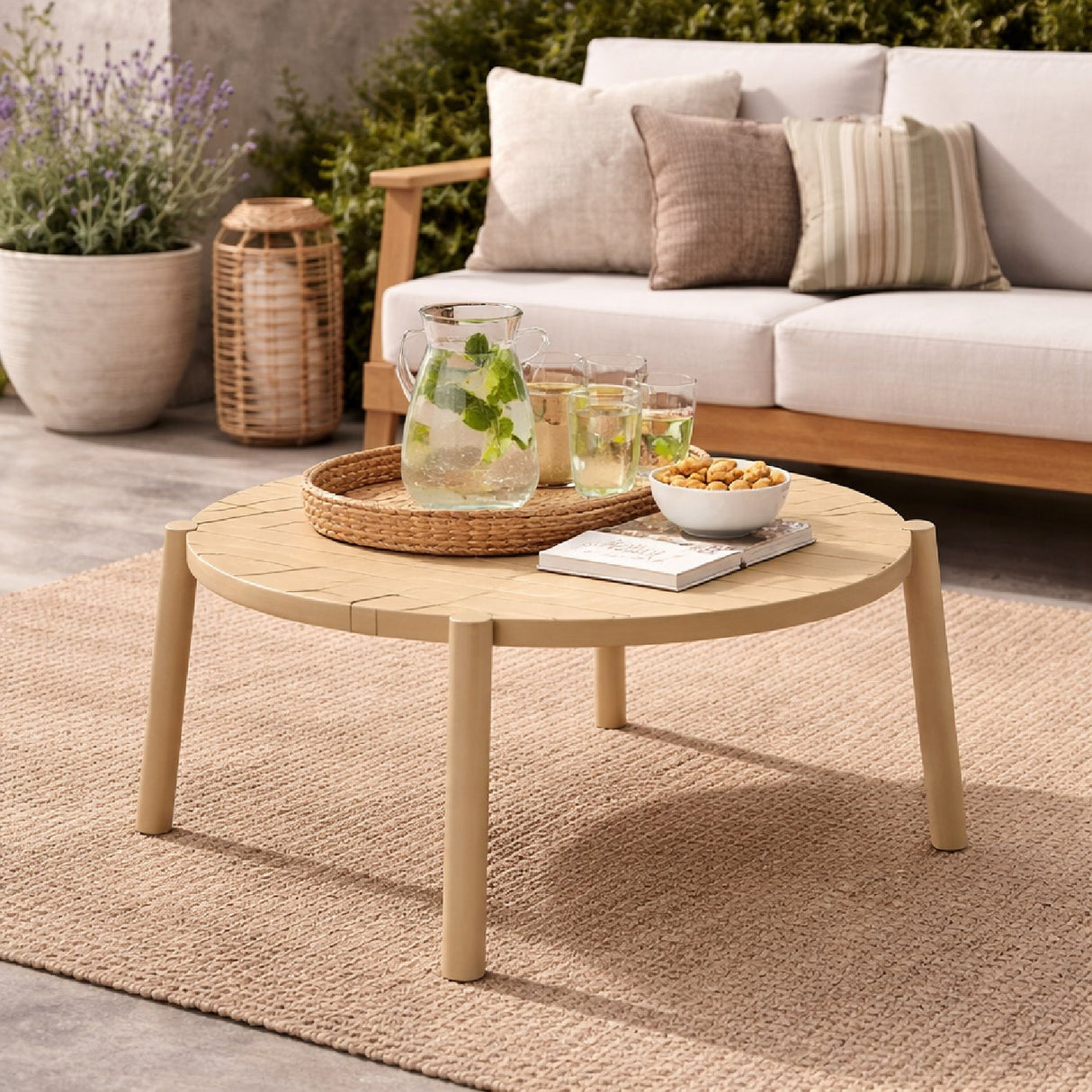 Slatted Round Outdoor Coffee Table | Oroa.com