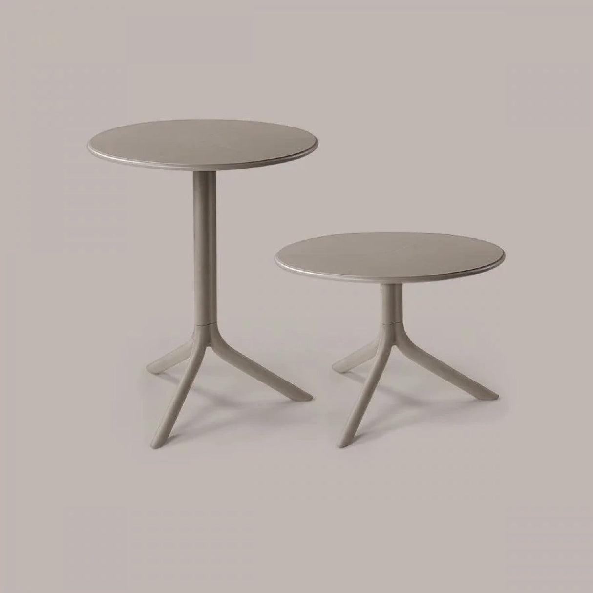 Outdoor Round Coffee Table | Oroa.com