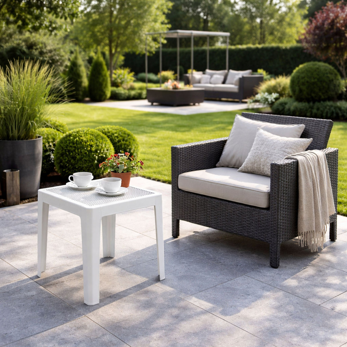 Outdoor Perforated Square Coffee table | Oroa.com