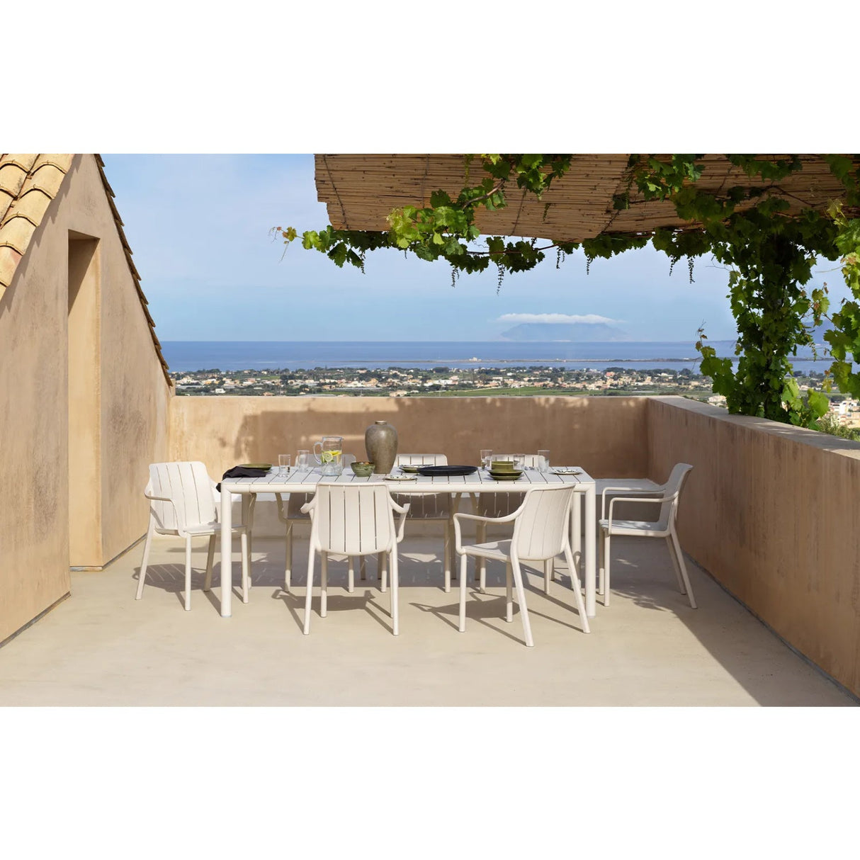 Slatted Outdoor Monobloc Armchair | Oroa.com