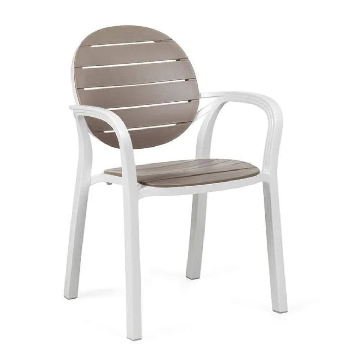 Round-Back Slatted Armchair | Oroa.com