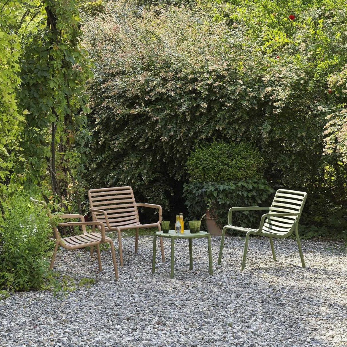 Slatted Stackable Outdoor Lounge Chair | Oroa.com