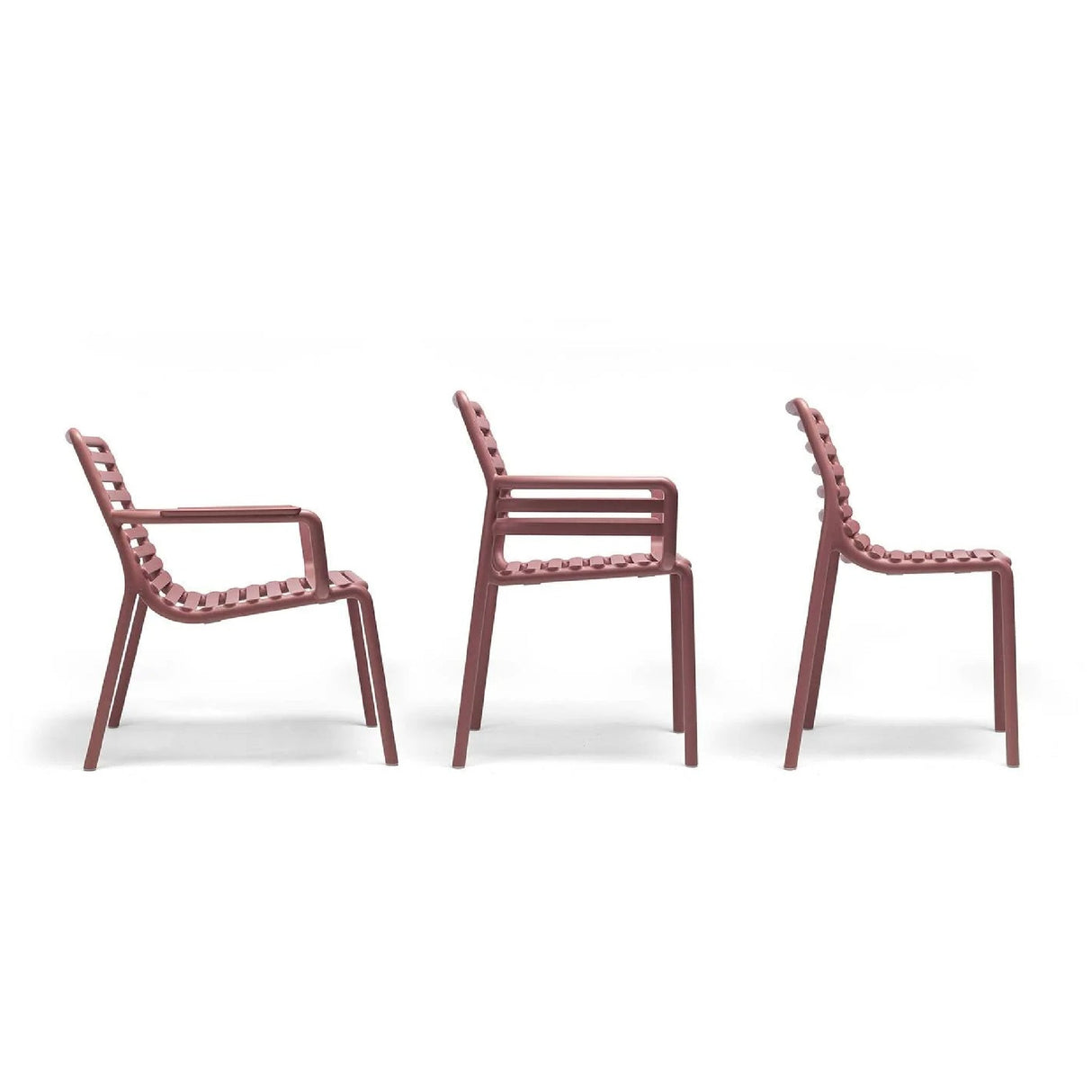 Slatted Stackable Outdoor Lounge Chair | Oroa.com
