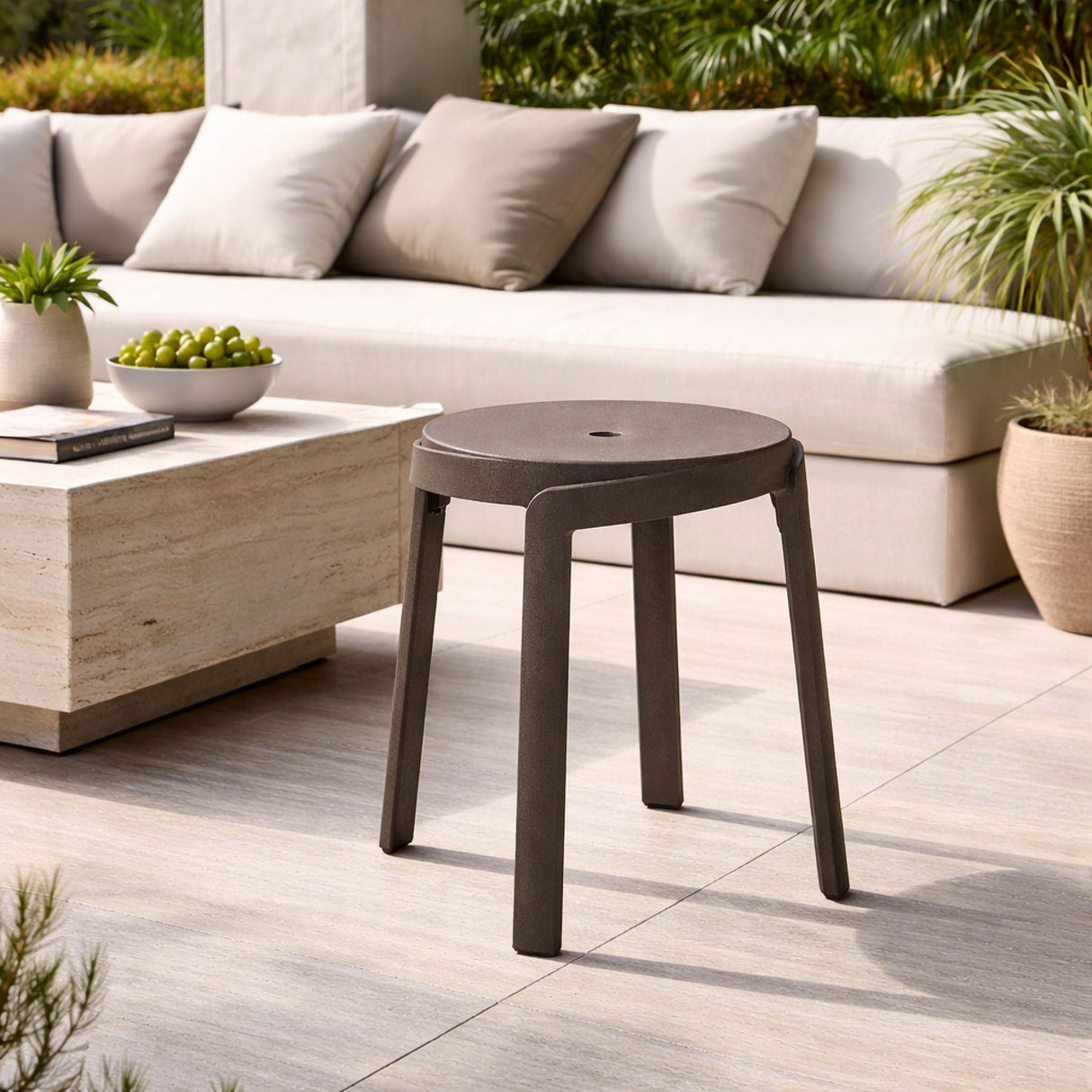 Regenerated Fiberglass Round Outdoor Stool | Oroa.com
