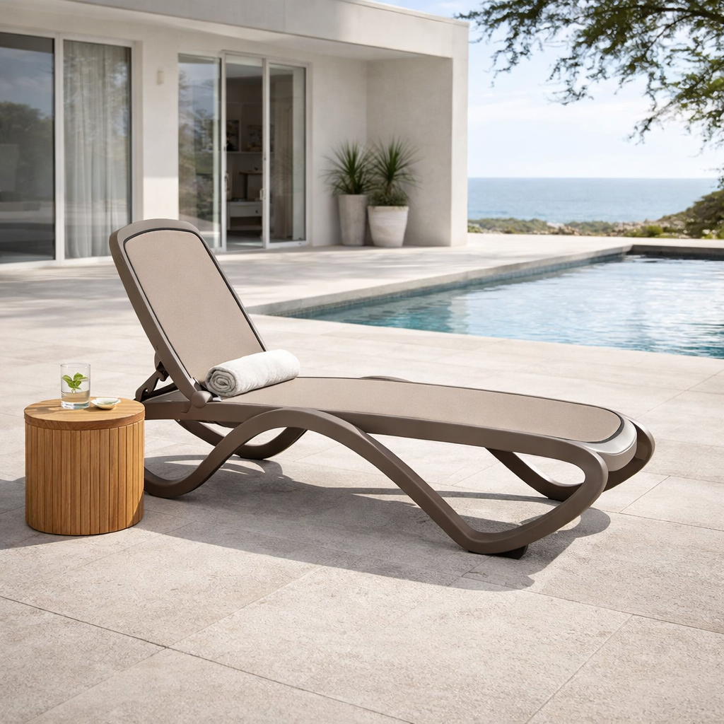 Fabric Adjustable Outdoor Chaise Lounge | Oroa.com