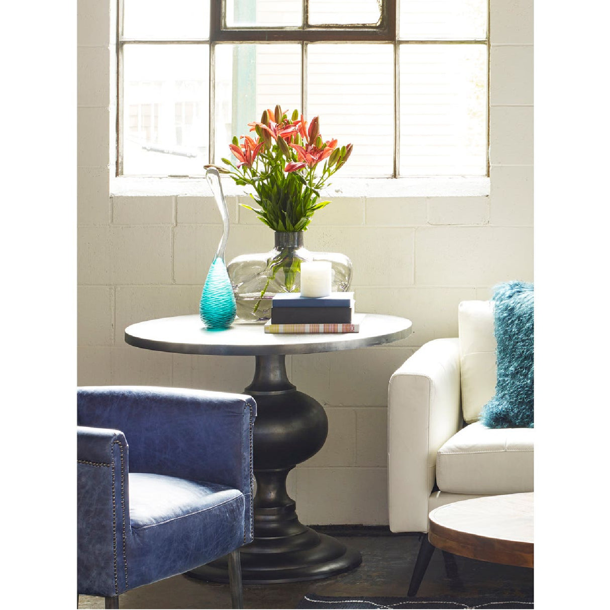 Modern European furniture - Black Aluminum Round Dining Table - www.oroa.com | Oroa.com