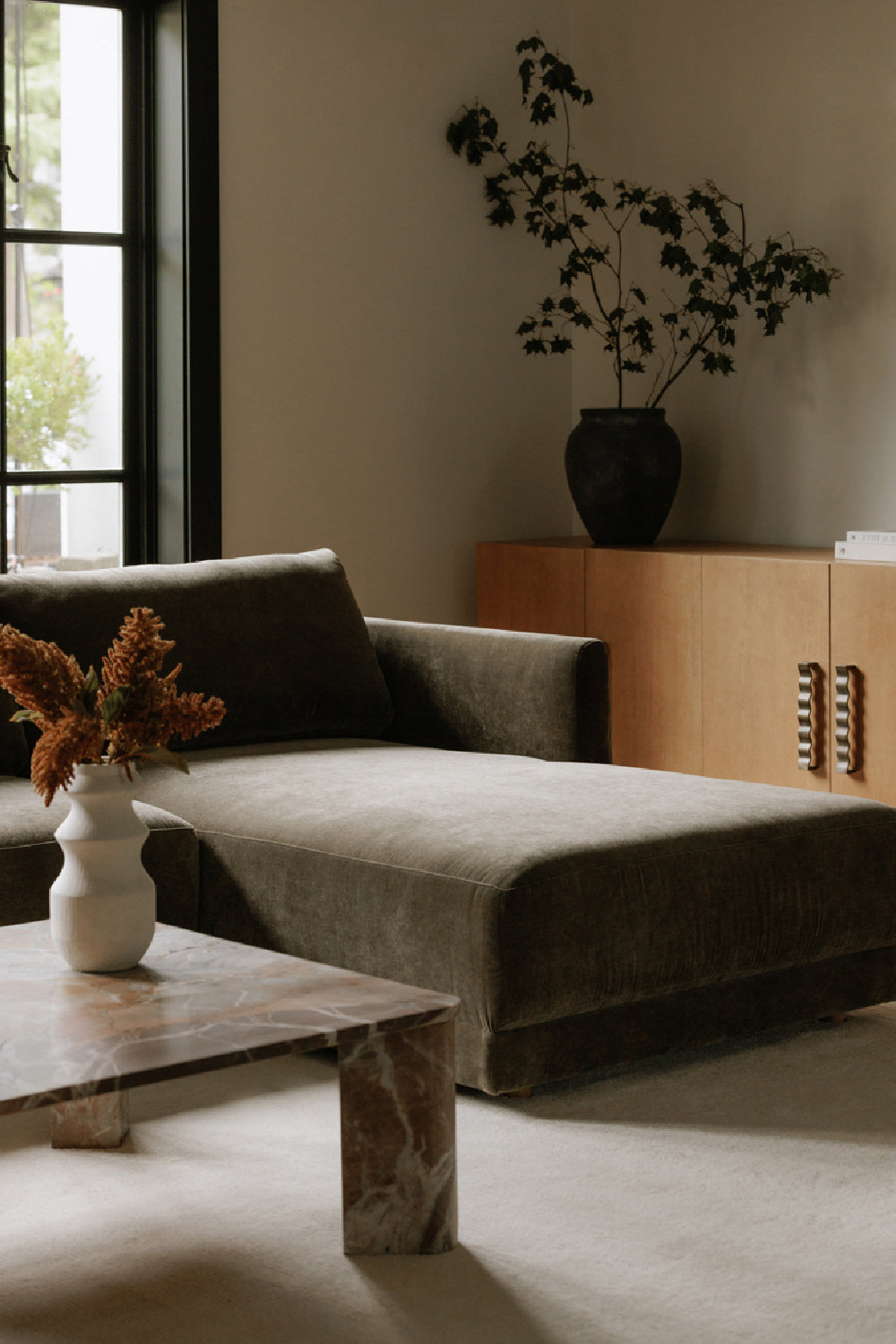 Modern European furniture - Modern Minimalist Sectional Sofa - www.oroa.com | Oroa.com