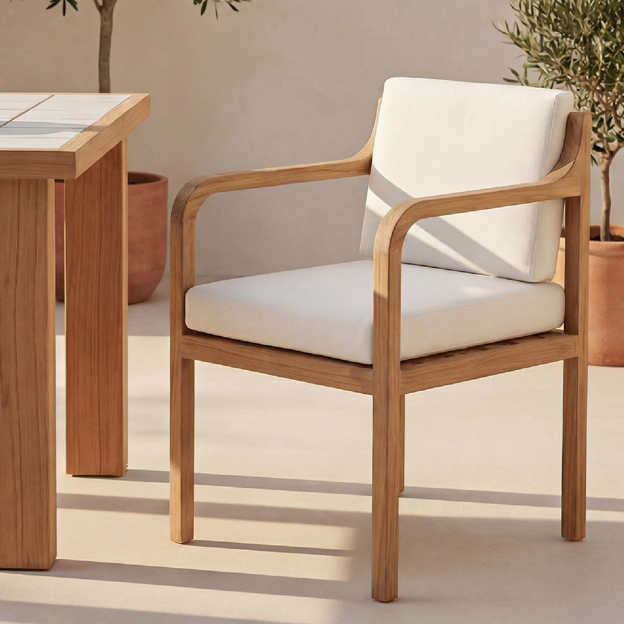 Modern European furniture - White Padded Outdoor Dining Chair - www.oroa.com | Oroa.com