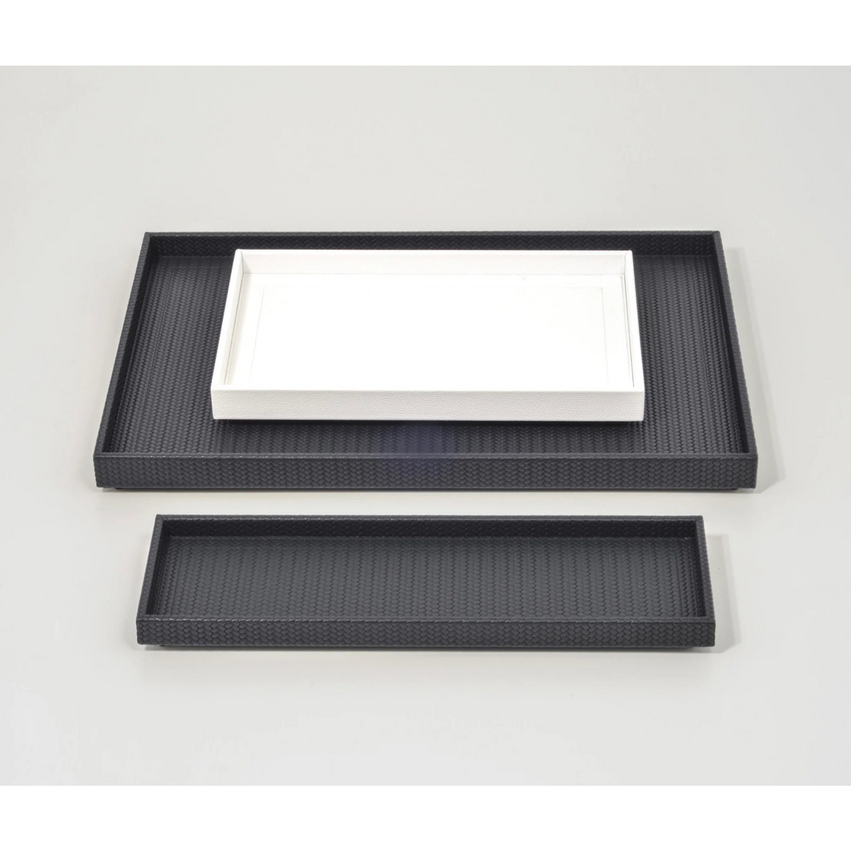 Metal Feet Leather Tray | Oroa.com