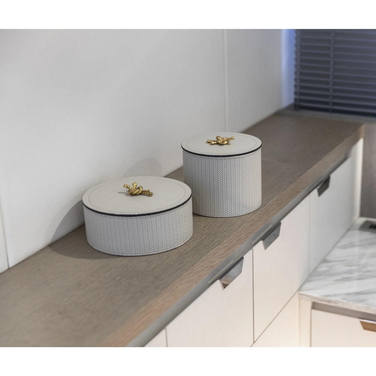 Leather Wrapped Round Box | Oroa.com