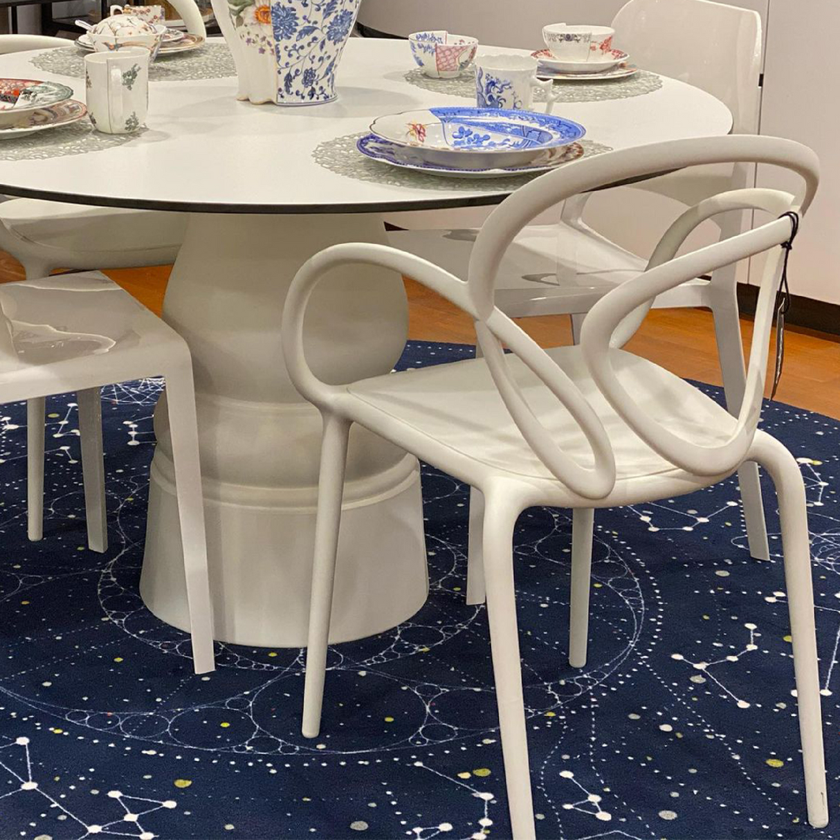 Tangled Dining Chairs (2) | Oroa.com