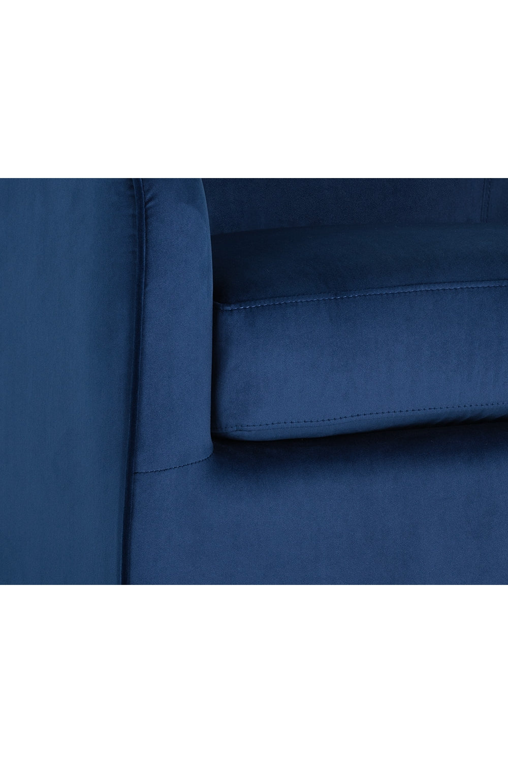 Modern European furniture - Curved Swivel Lounge Chair - www.oroa.com | Oroa.com