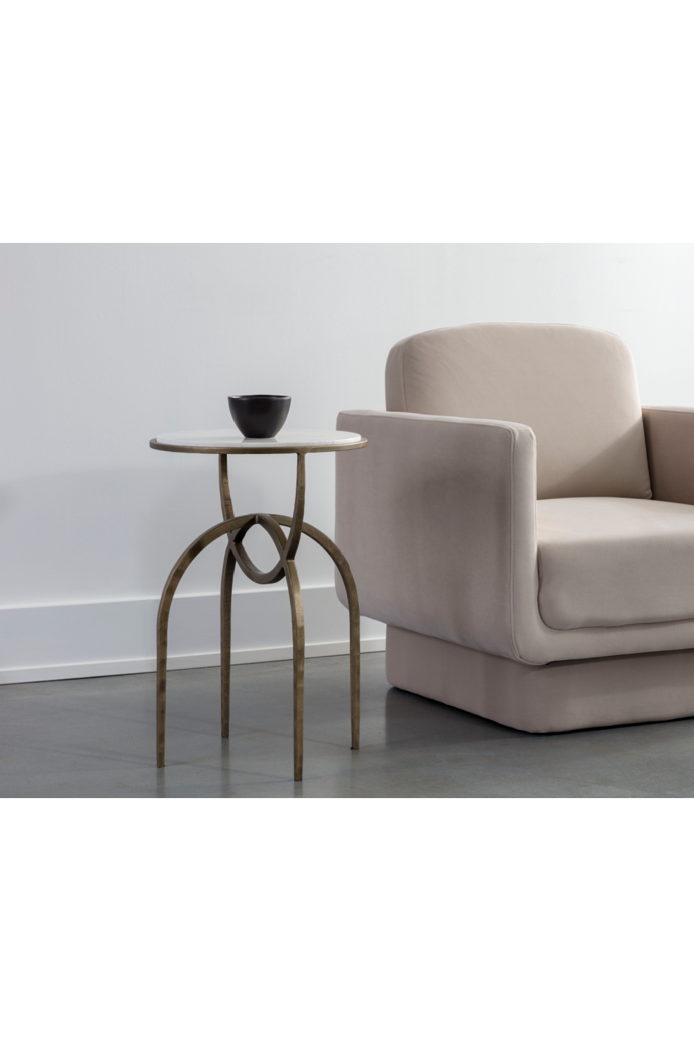 Modern European furniture - Marble Round End Table - www.oroa.com | Oroa.com