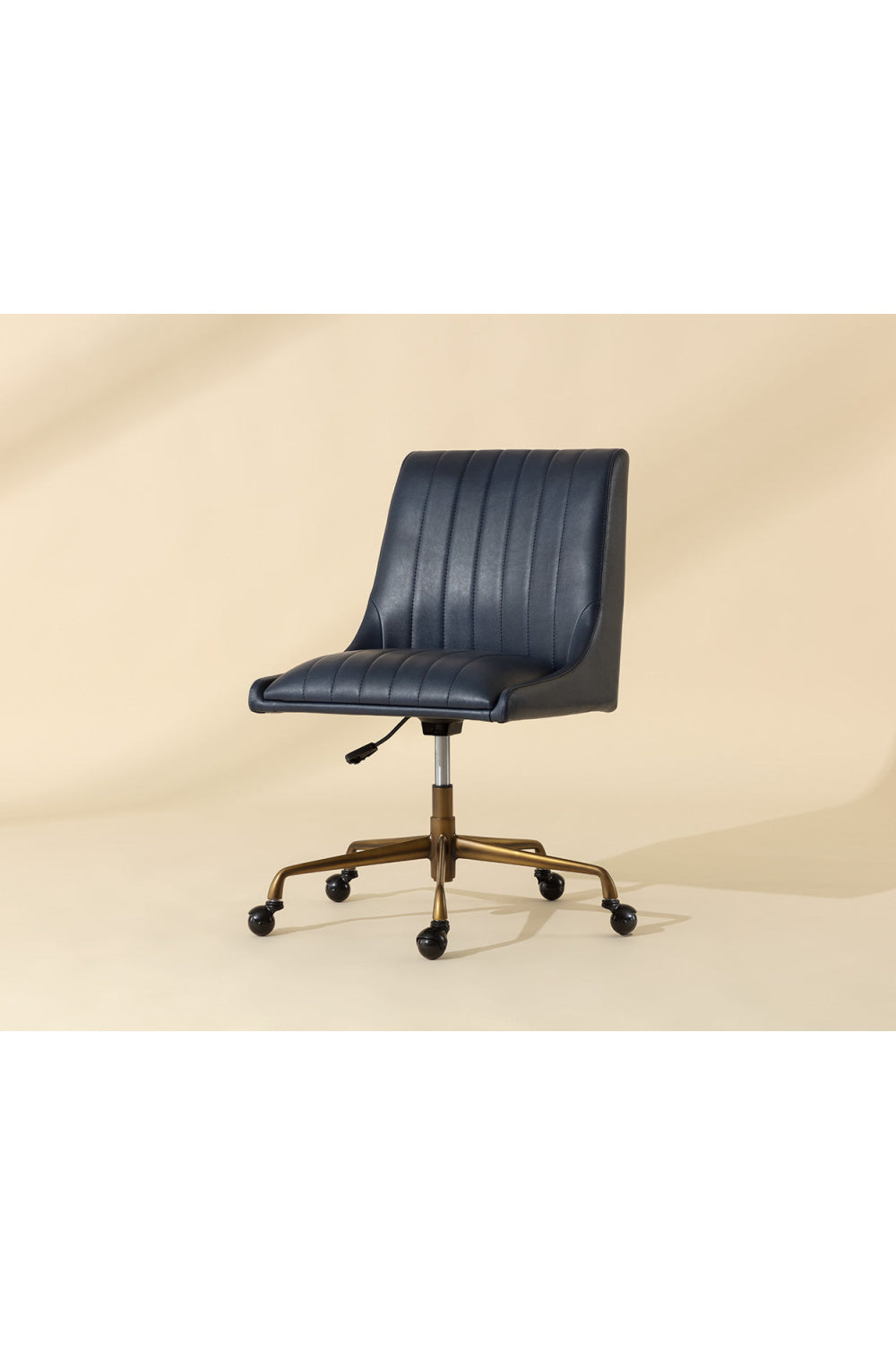 Modern European furniture - Vertical Stitched Office Chair - www.oroa.com | Oroa.com