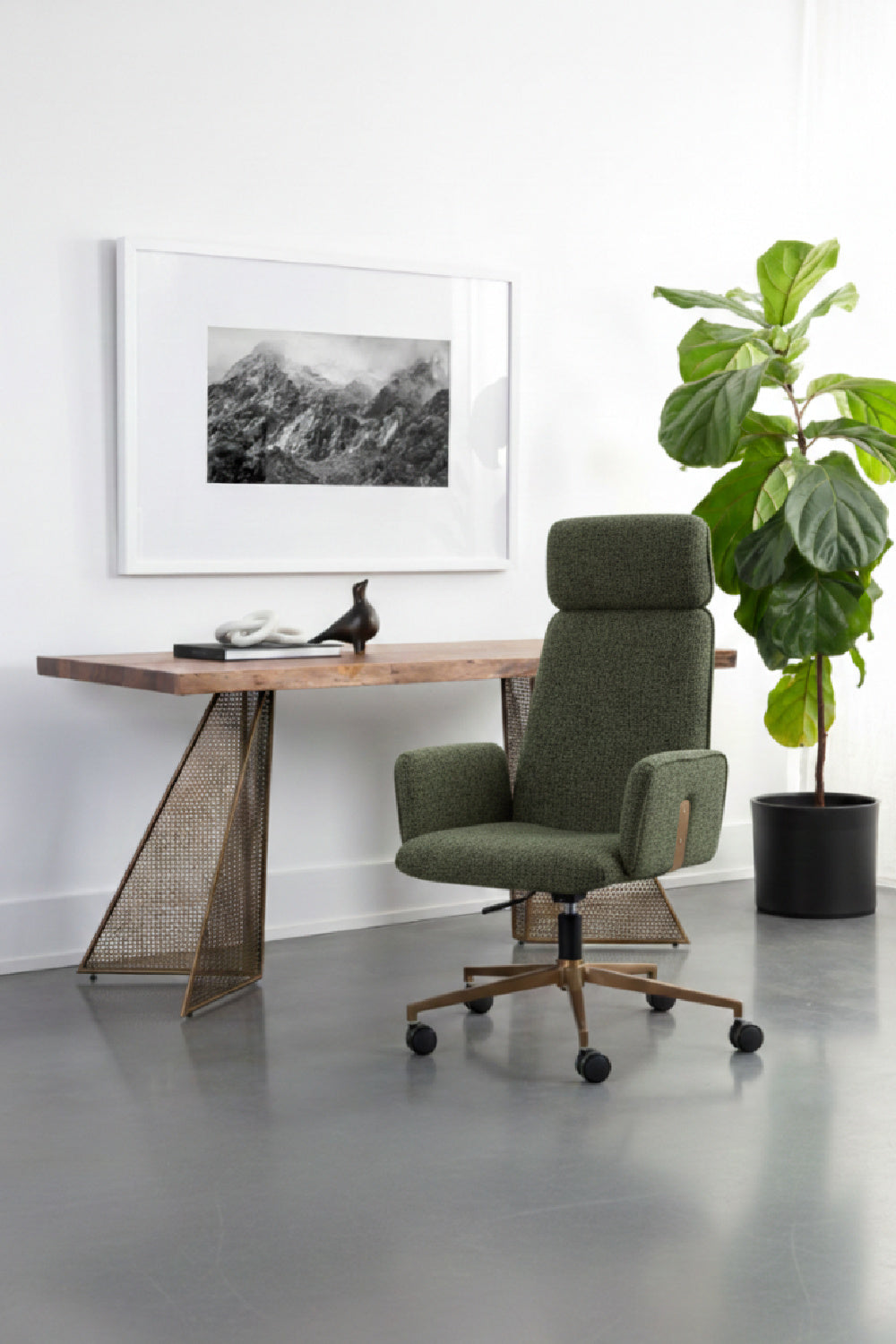 Modern European furniture - Curved Upholstered Office Chair - www.oroa.com | Oroa.com