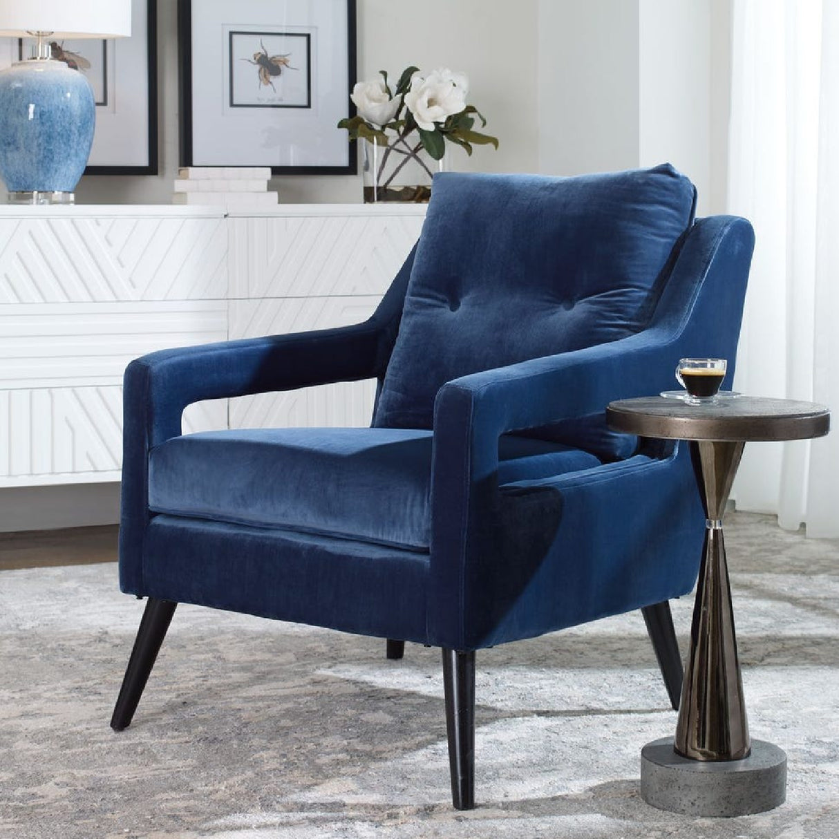 Button-Tufted Lounge Chair | Oroa.com