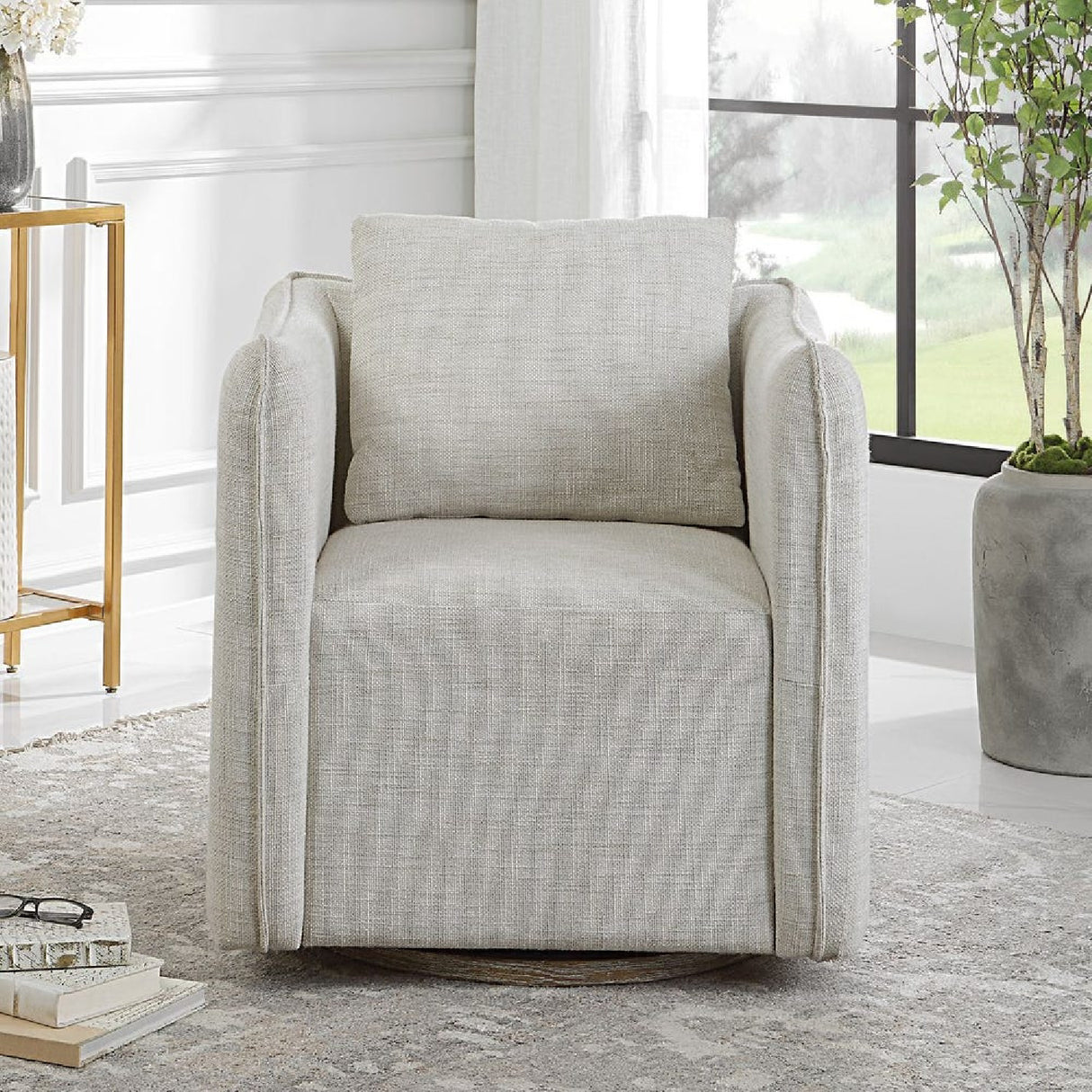 Flanged Edge Swivel Chair | Oroa.com