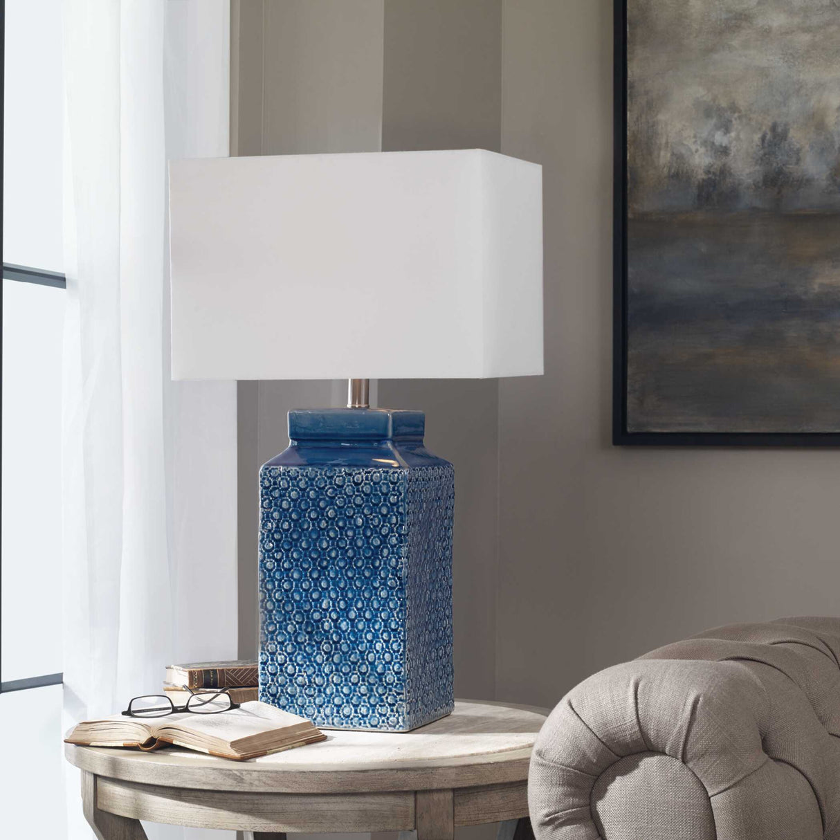 Textured Blue Ceramic Table Lamp | Oroa.com
