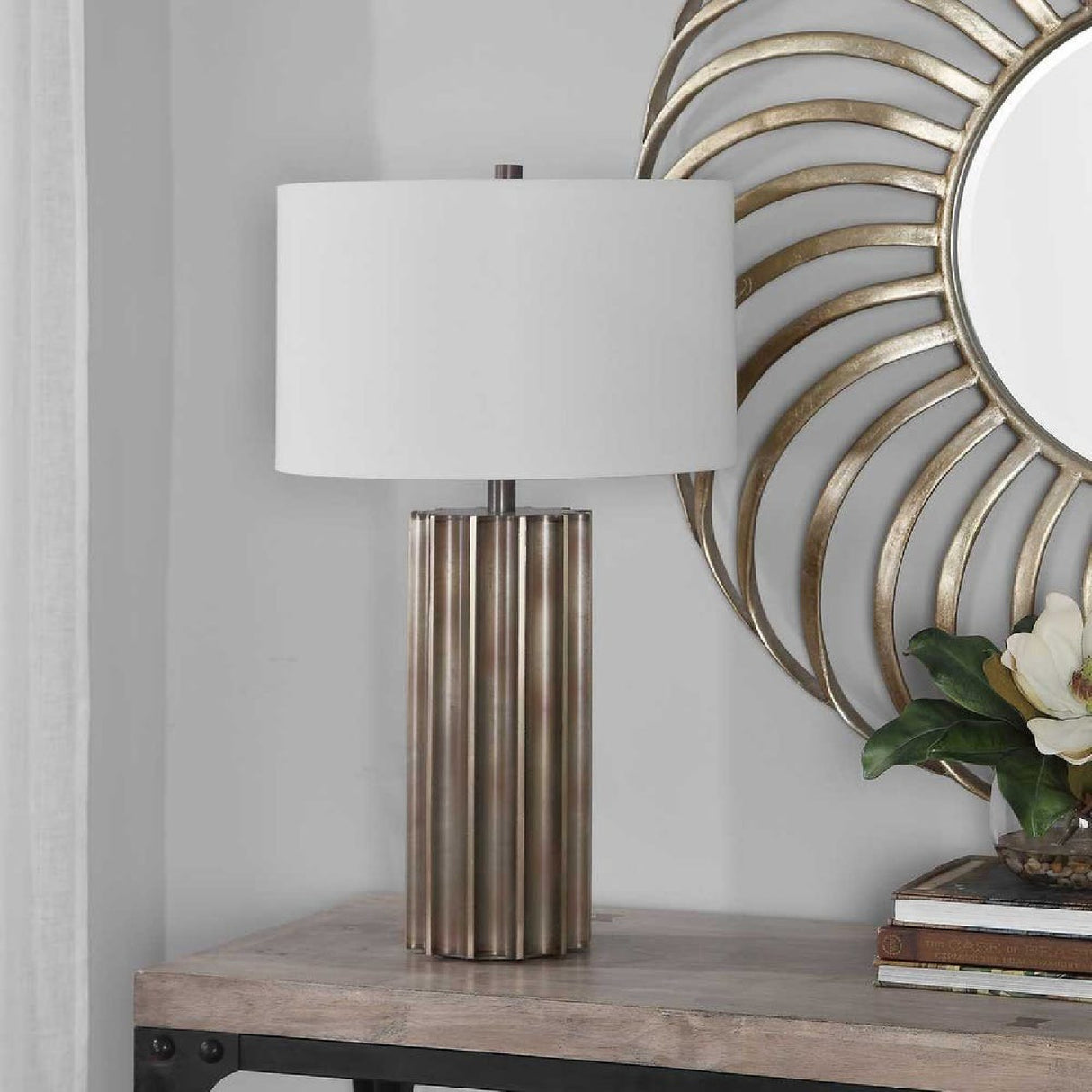 Fluted Steel Table Lamp | Oroa.com