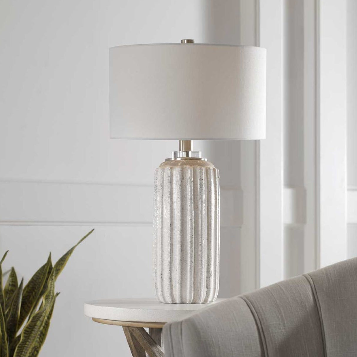 Cream Crackled Ceramic Table Lamp | Oroa.com