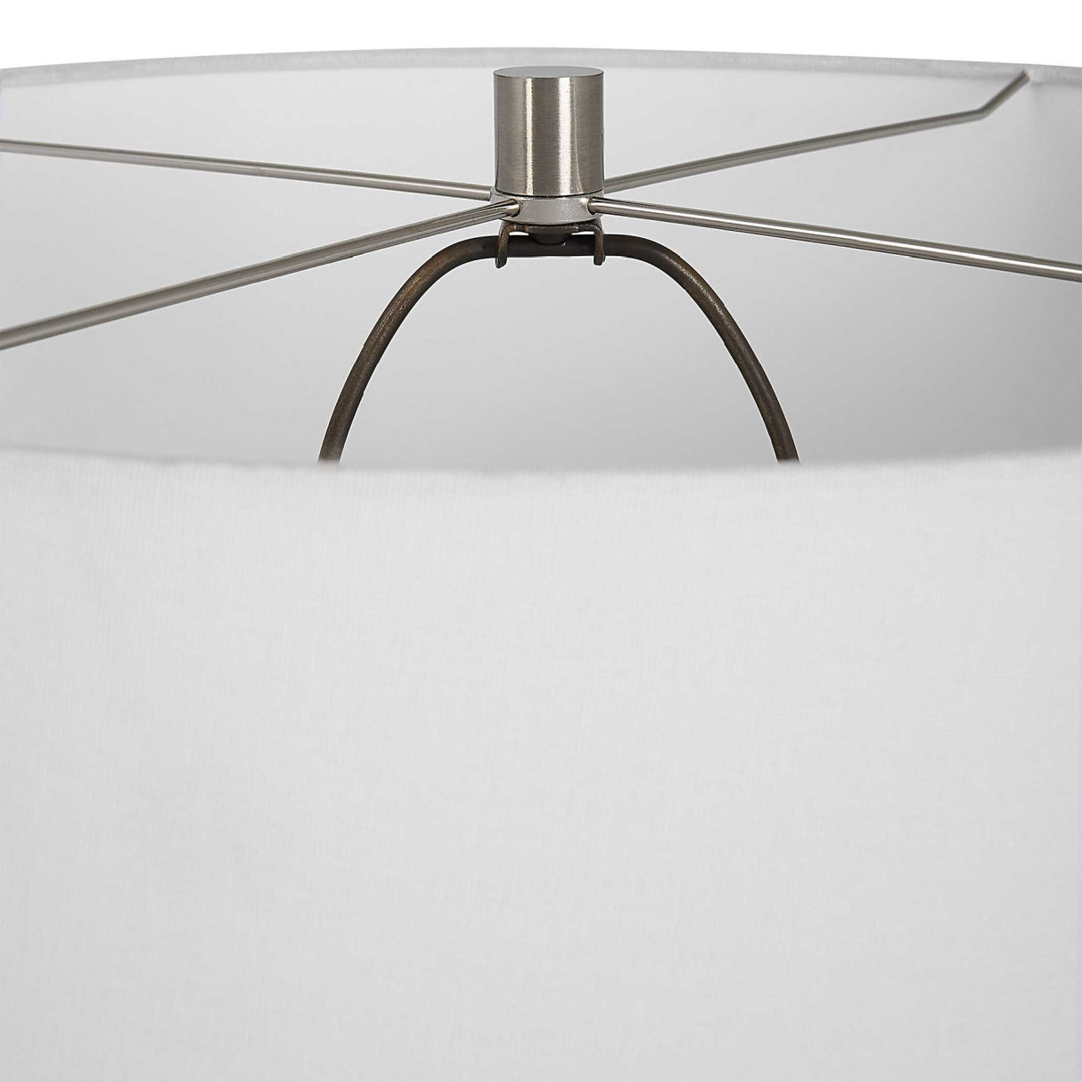 Urn-Shaped White Ceramic Table Lamp | Oroa.com