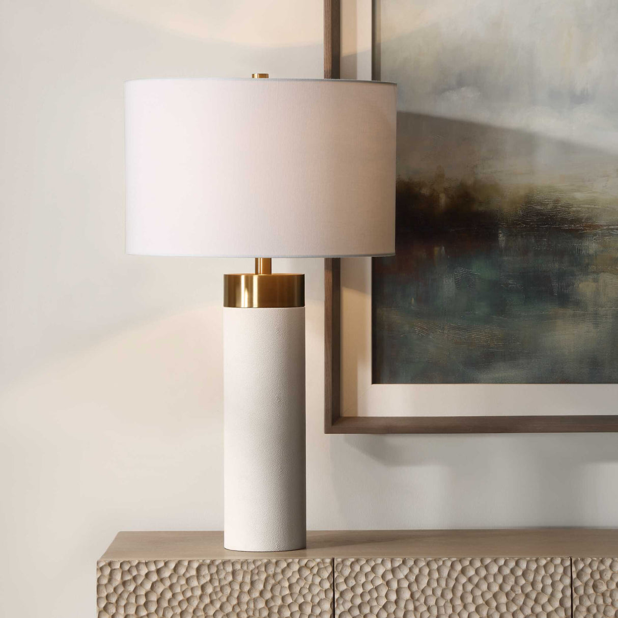 Cylindrical White Shagreen Table Lamp | Oroa.com
