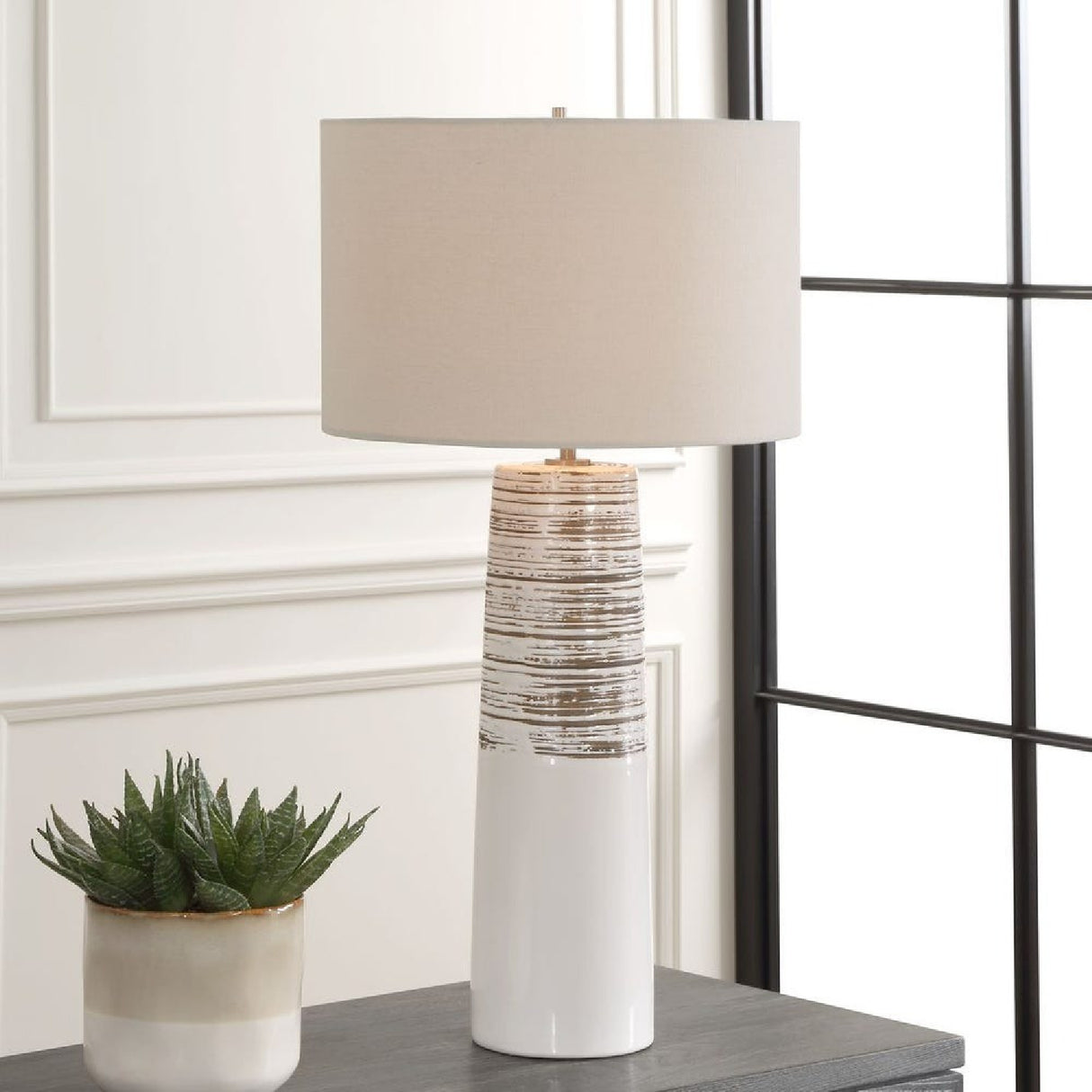 White Ceramic Linen Table Lamp | Oroa.com
