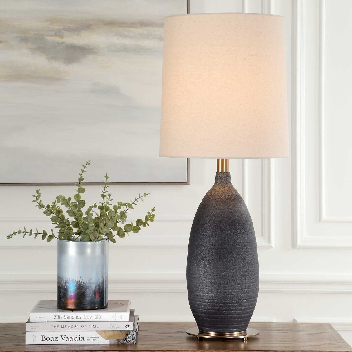 Matte Black Ceramic Table Lamp | Oroa.com