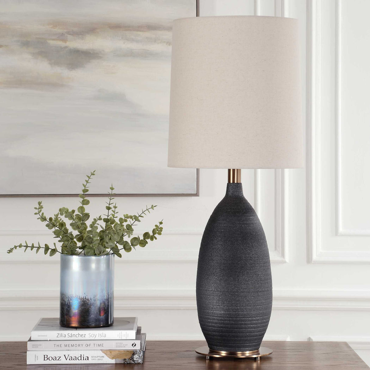 Matte Black Ceramic Table Lamp | Oroa.com