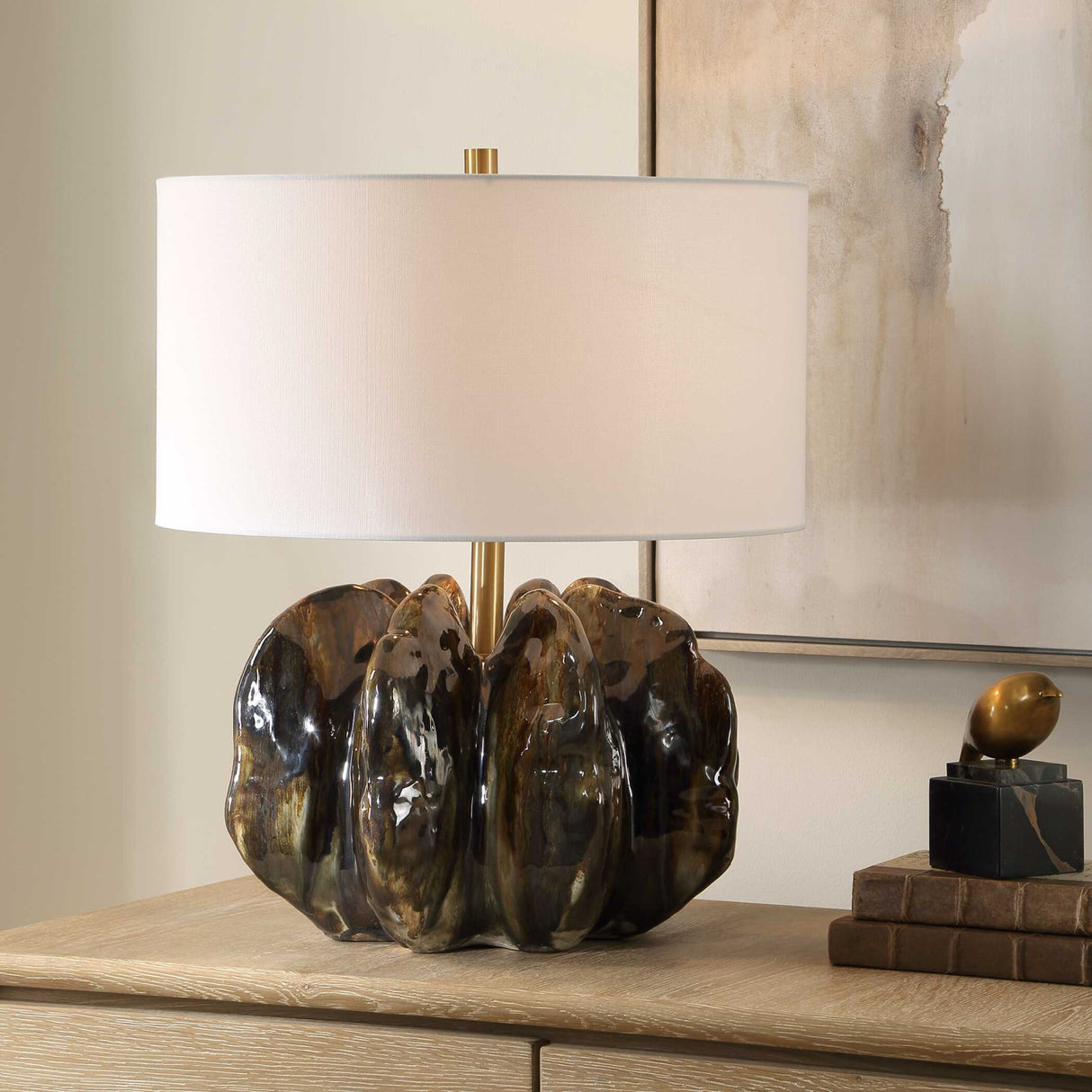 Organic-Shaped Ceramic Table Lamp | Oroa.com