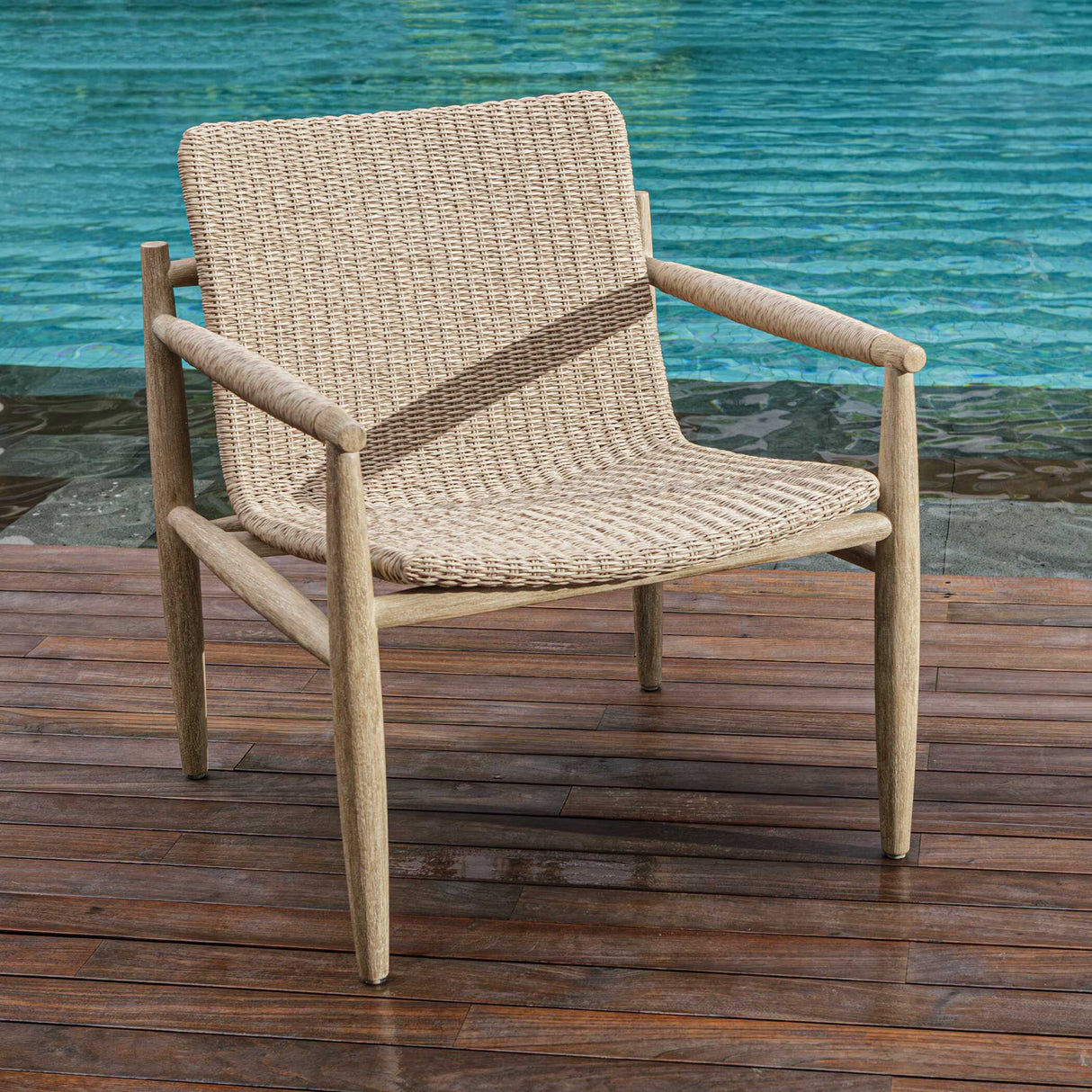 Modern European furniture - Beige Wicker Outdoor Lounge Chair - www.oroa.com | Oroa.com