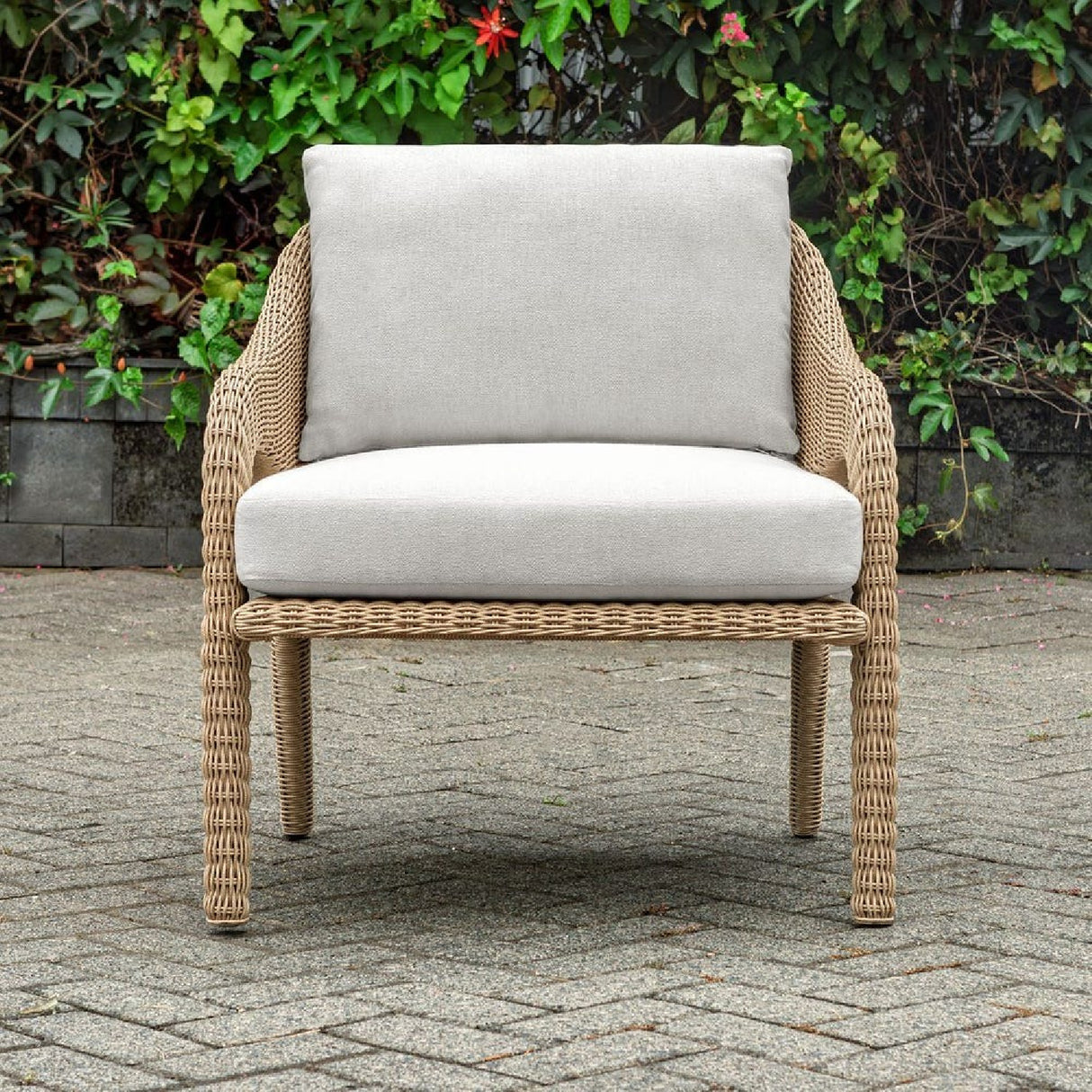 Modern European furniture - Natural Wicker Outdoor Lounge Chair - www.oroa.com | Oroa.com