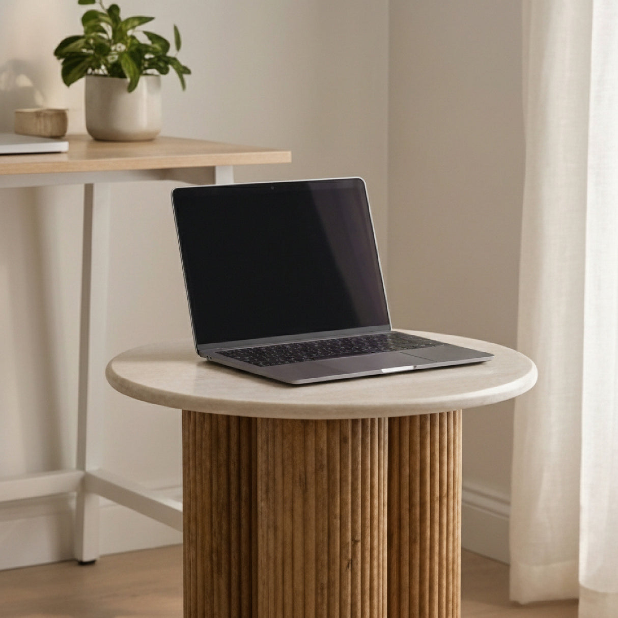 Marble Round End Table | Oroa.com