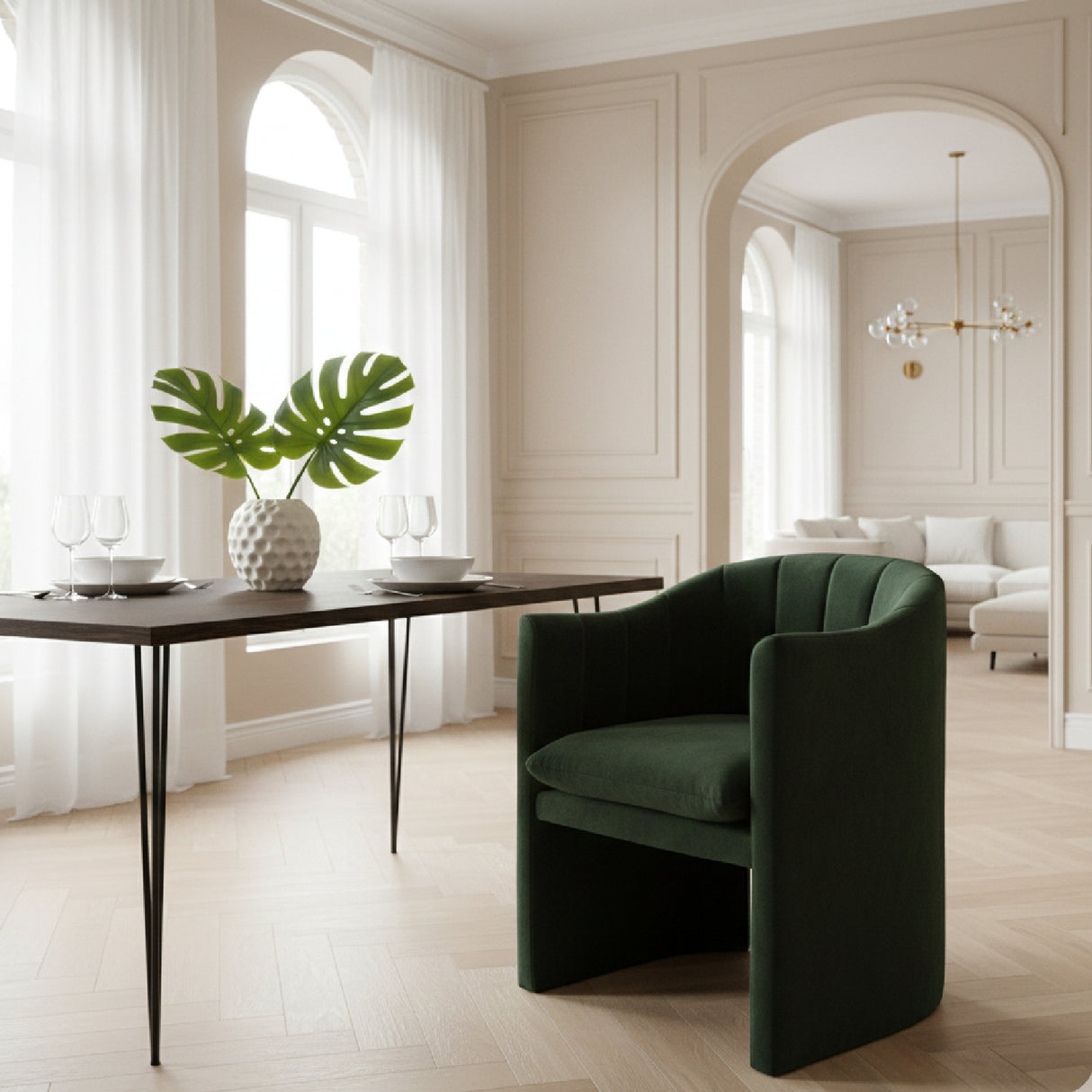 Velvet Curved Dining Chair | Oroa.com