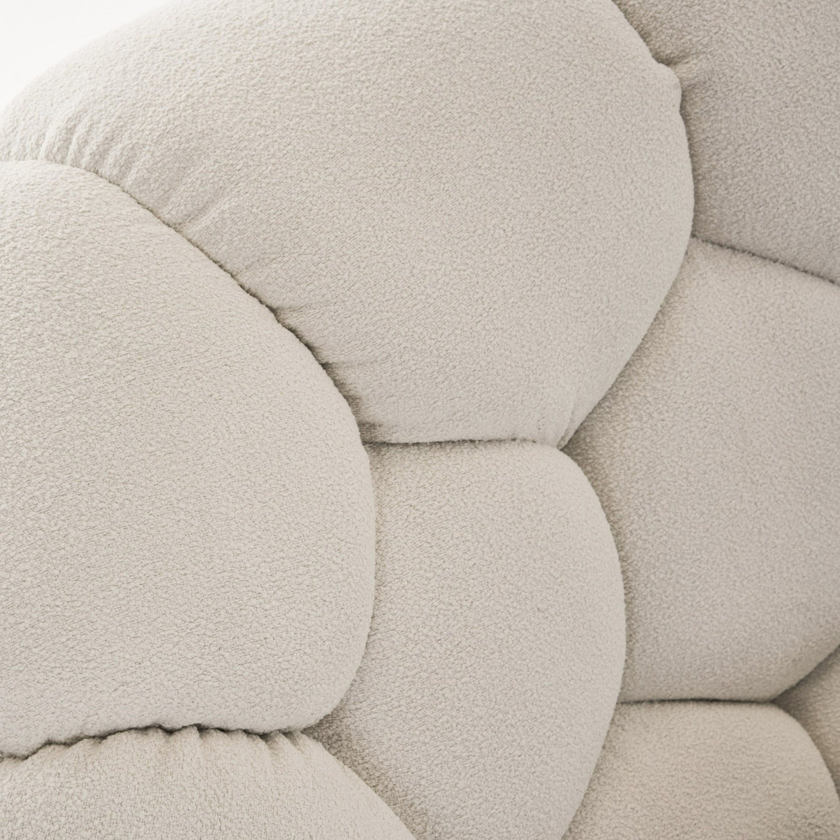 Off-white Hexagonal Tufted Bed | Oroa.com
