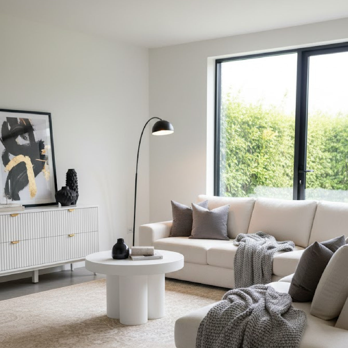 Concrete Round Coffee Table | Oroa.com