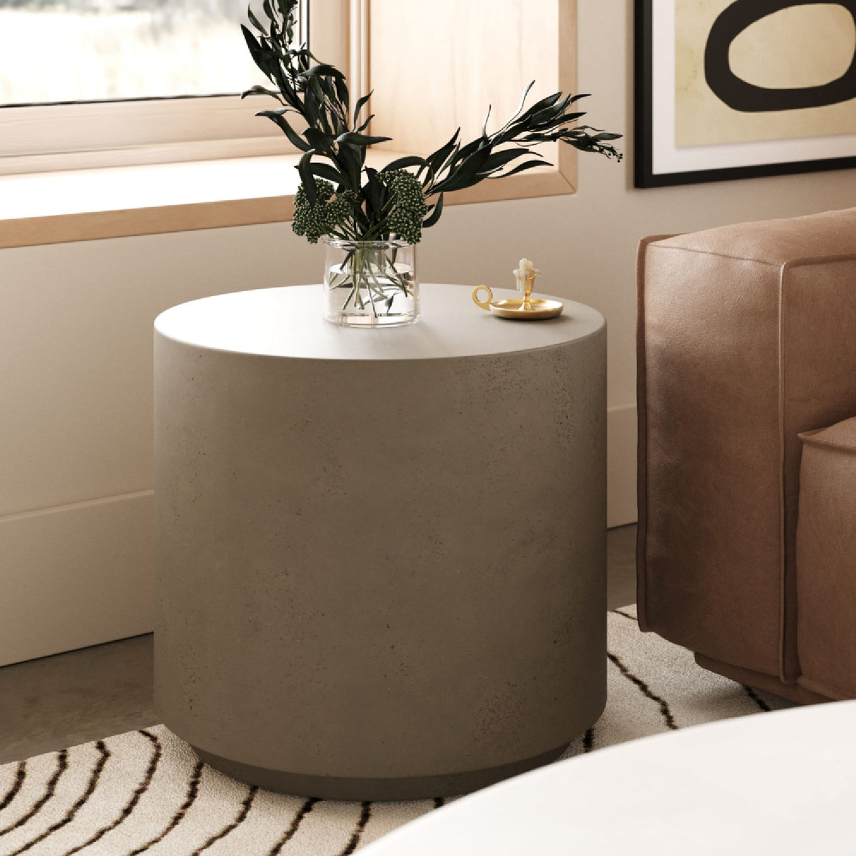 Gray Concrete Cylindrical End Table | Oroa.com