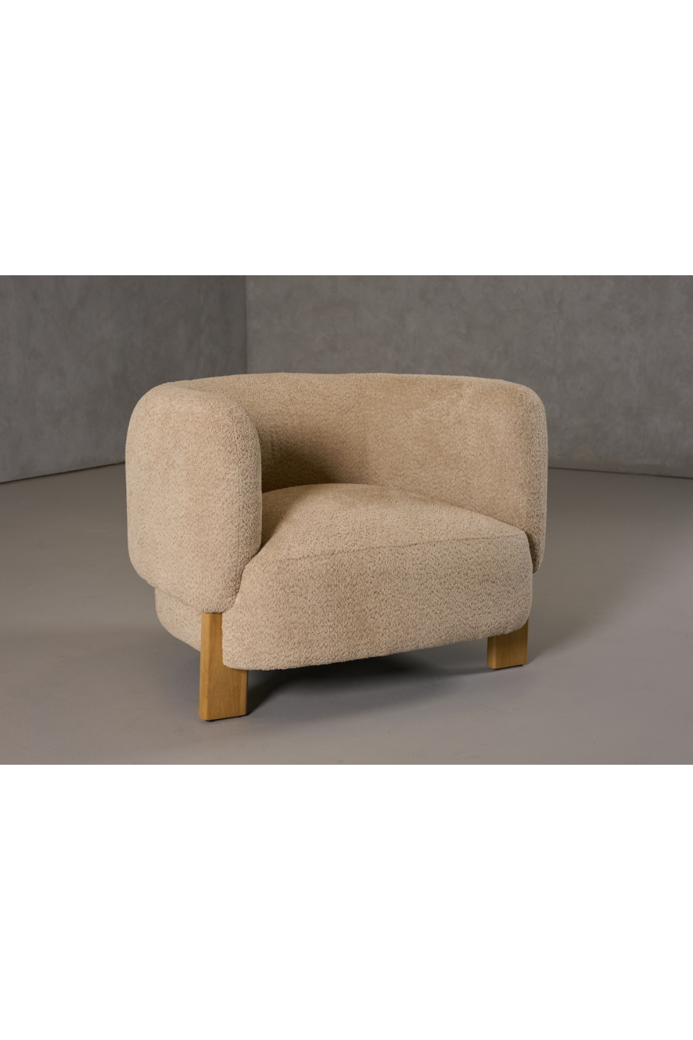 Curved-Back Accent Chair | Oroa.com