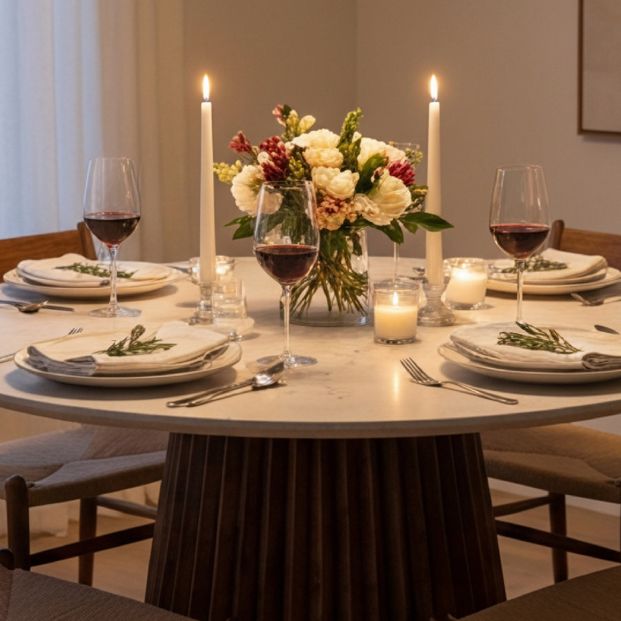 White Marble Round Dining Table | Oroa.com