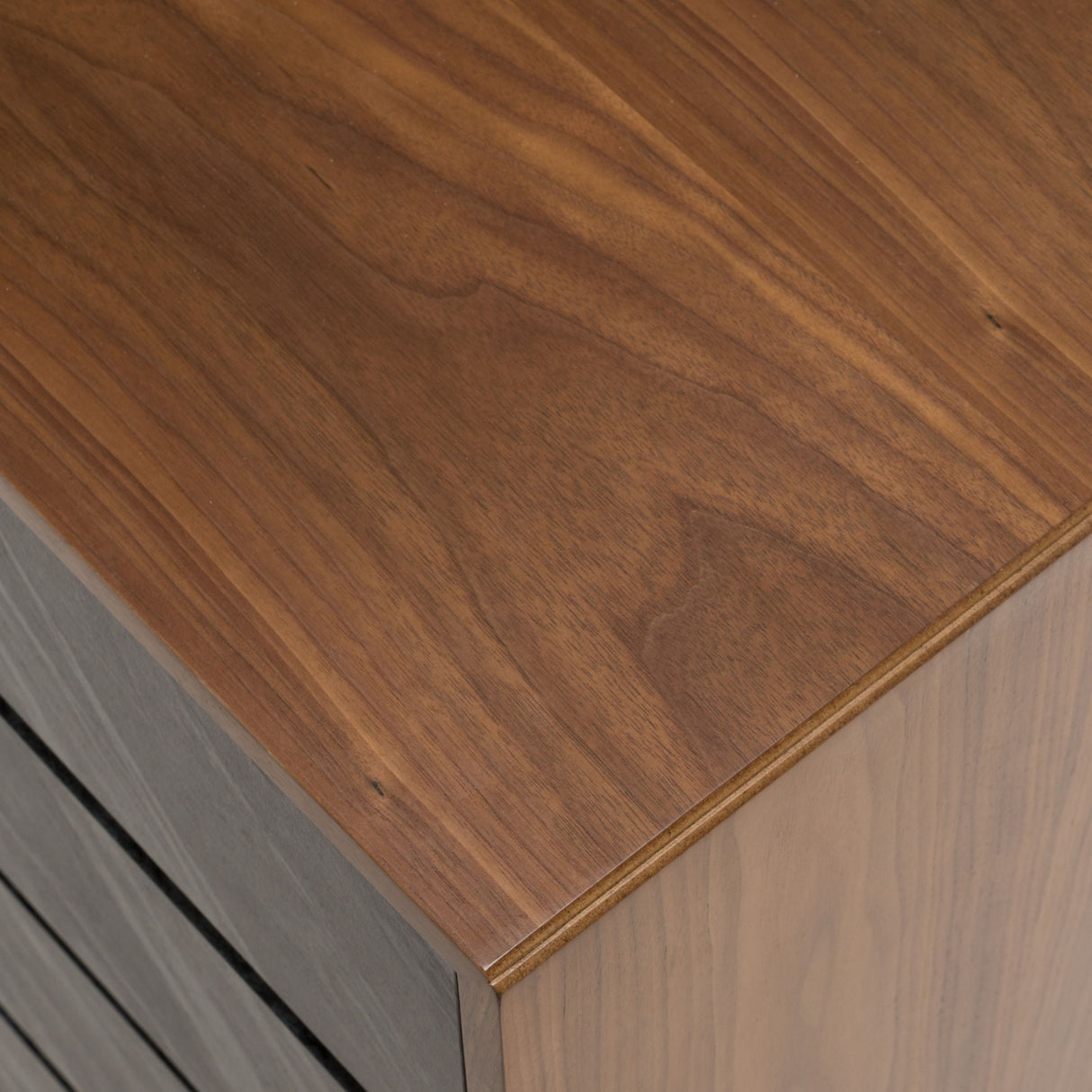 Volcanic Slate 5-Drawer Chest | Oroa.com
