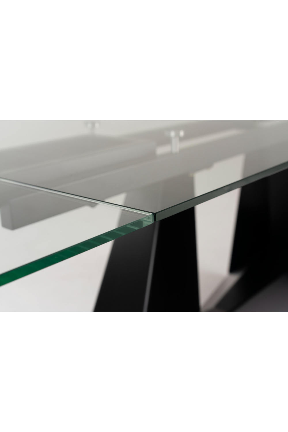 Extendable Glass Dining Table | Oroa.com